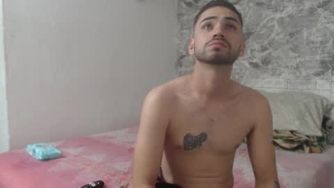 Snapshot of sexincompany chatting on January 2025 05:51:01 AM monserat y thony online show from January 2025 05:51:01 AM