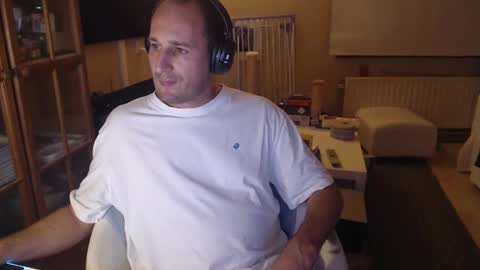 Sexlobo online show from October 2025 05:24:02 PM