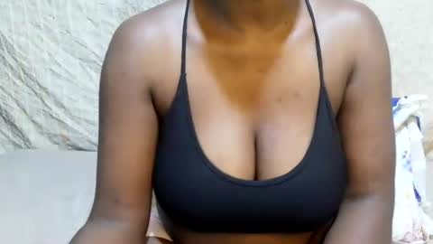 Snapshot of sexxy_maya1 chatting on June 2026 08:35:02 AM sexxy_maya1 online show from June 2026 08:35:02 AM