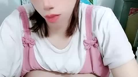 sexy8685 online show from April 2026 09:48:02 AM