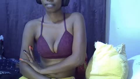kayla online show from June 2026 07:37:02 PM