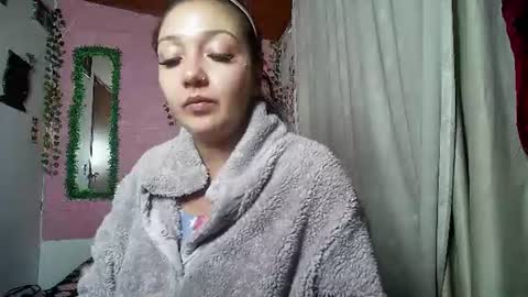 Snapshot of sexy_lolas chatting on June 2026 02:24:02 AM sexy lolas online show from June 2026 02:24:02 AM
