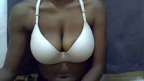 sexy_peach4 online show from June 2026 09:36:02 AM