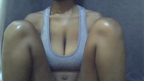 sexy_peach4 online show from June 2026 10:46:02 AM