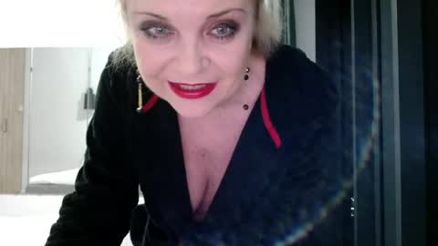 Jenny online show from March 2026 08:47:01 PM