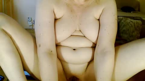 Snapshot of sexymayagold chatting on June 2026 05:10:01 AM Squirty Maya Gold online show from June 2026 05:10:01 AM