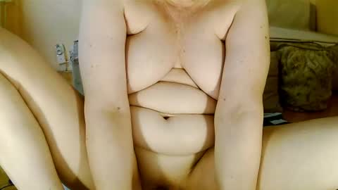 Snapshot of sexymayagold chatting on July 2026 05:34:01 AM Squirty Maya Gold online show from July 2026 05:34:01 AM