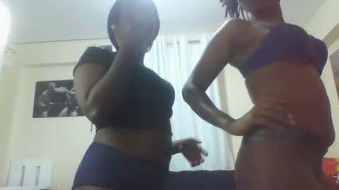 sexypamm online show from February 2026 06:15:01 PM
