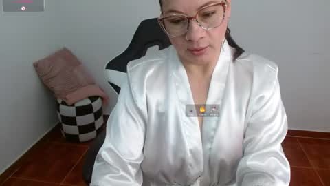 Snapshot of sexypsychologist chatting on July 2026 05:16:01 PM Sexy Psychologist online show from July 2026 05:16:01 PM