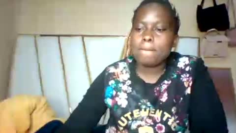 Snapshot of sexypussy983 chatting on July 2026 04:26:01 AM Micky online show from July 2026 04:26:01 AM
