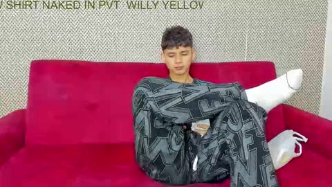 MATIAS-18   THIAHO -18  MAX-19  NICOKALY-19  CAIN-19   MOD ESTEBAN online show from November 2025 01:15:02 PM