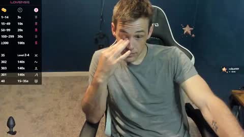 Snapshot of sexyscott26 chatting on July 2026 03:23:01 AM Scott online show from July 2026 03:23:01 AM