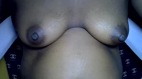 Snapshot of sexystella10 chatting on June 2026 06:59:01 AM Stella online show from June 2026 06:59:01 AM