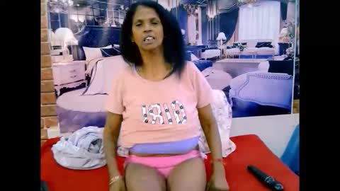 sexyva4u2luv online show from March 2026 06:18:01 AM