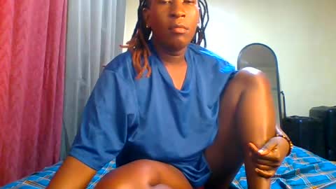 Snapshot of sexyvivy chatting on July 2026 04:37:01 AM VIVIAN online show from July 2026 04:37:01 AM