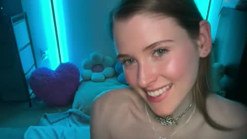 shadebabe online show from April 2026 02:17:02 PM