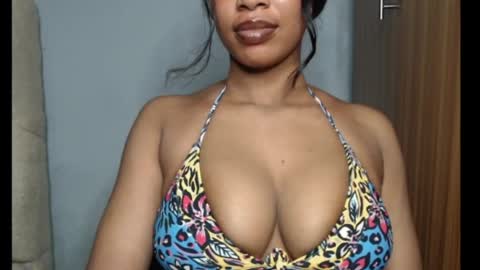 Snapshot of shallie_x chatting on July 2026 10:35:02 AM ESTHER online show from July 2026 10:35:02 AM