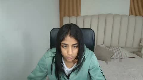 shanelle online show from April 2026 03:01:01 AM