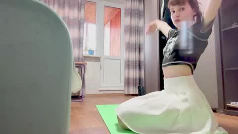 Elina online show from May 2026 03:29:02 PM