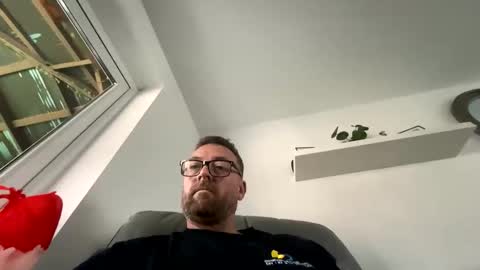 Sharksboy online show from May 2026 05:16:02 AM