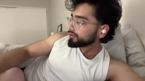 sharmaaditya7253 online show from December 2025 12:18:01 AM