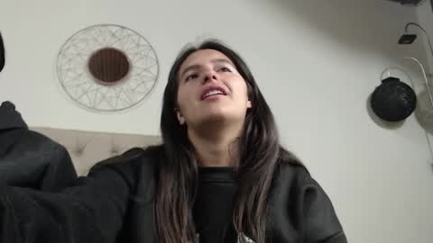 sharon_and_sharit online show from February 2026 05:15:01 AM