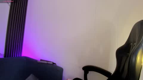 Shauna online show from February 2026 07:51:01 AM