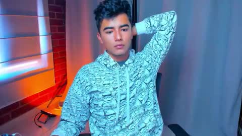 Shawn online show from December 2025 01:39:02 PM