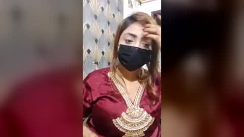 shayan402598 online show from June 2026 07:40:01 PM