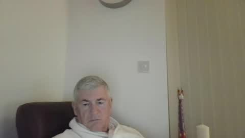 she52 online show from April 2026 09:48:02 PM