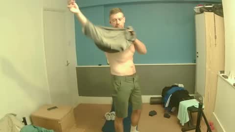 Snapshot of sheajay33 chatting on December 2024 07:10:01 AM Sheajay online show from December 2024 07:10:01 AM