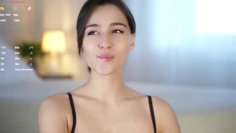 Tessa online show from October 2025 02:37:02 AM