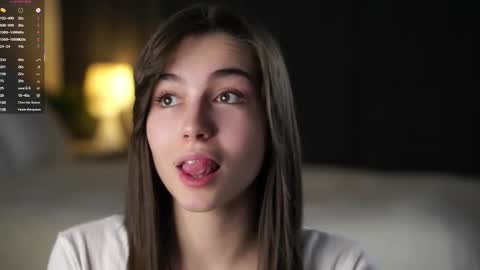 Tessa online show from November 2025 02:54:01 AM