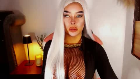 sheenafrost online show from March 2026 10:13:02 PM