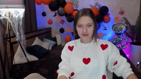 Alexis online show from November 2025 08:48:02 AM