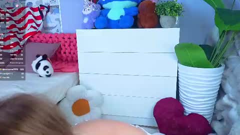 Snapshot of sheliamuyres chatting on July 2026 07:23:02 AM Lina online show from July 2026 07:23:02 AM