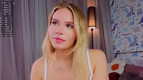 Snapshot of sheliamuyres chatting on July 2026 03:09:02 AM Lina online show from July 2026 03:09:02 AM