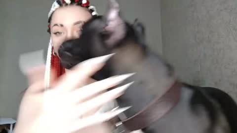 sherleychamblin online show from April 2026 03:42:02 PM