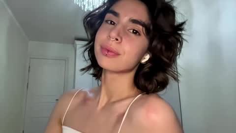 Amy online show from May 2026 12:22:01 PM