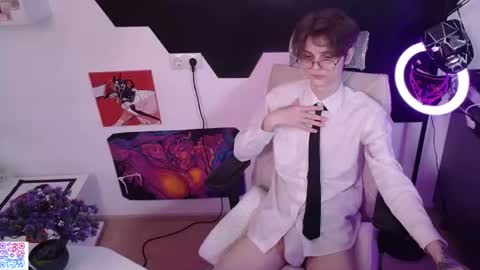 shiromy_ online show from July 2026 05:59:01 PM