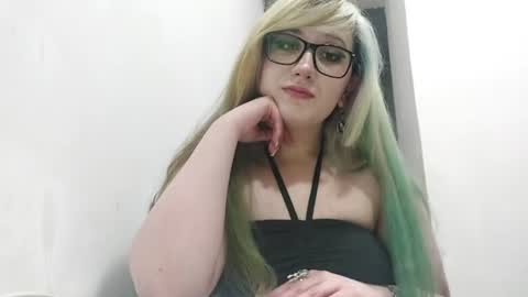 shondrapisani online show from June 2026 11:29:01 PM