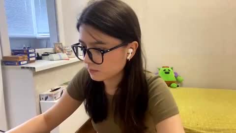 Snapshot of shontagrabowski chatting on June 2026 02:32:01 PM Marie online show from June 2026 02:32:01 PM