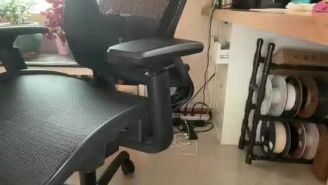 Snapshot of showflyer06 chatting on December 2025 07:53:01 PM showflyer06 online show from December 2025 07:53:01 PM