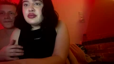 shy_couple_cute online show from February 2025 08:37:01 PM