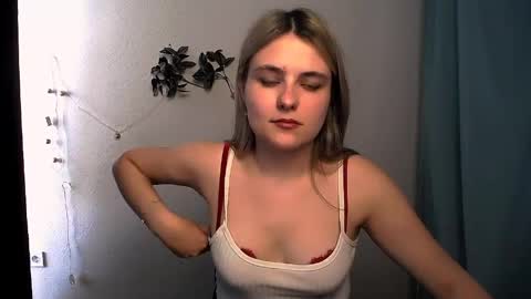 shy_sabrina_ online show from May 2026 11:26:02 AM