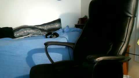 shyboyhugecum2020 online show from June 2026 02:56:02 AM