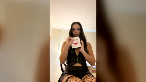 shylatinalove online show from June 2026 01:36:01 PM