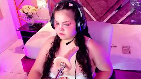 Shyly online show from July 2026 06:00:02 AM