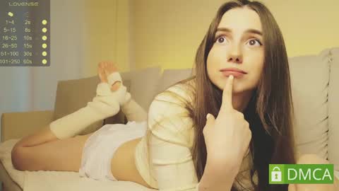 Snapshot of shypeachmaru chatting on May 2026 11:57:02 PM Mary online show from May 2026 11:57:02 PM