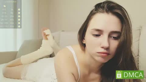 Snapshot of shypeachmaru chatting on May 2026 11:49:01 AM Mary online show from May 2026 11:49:01 AM